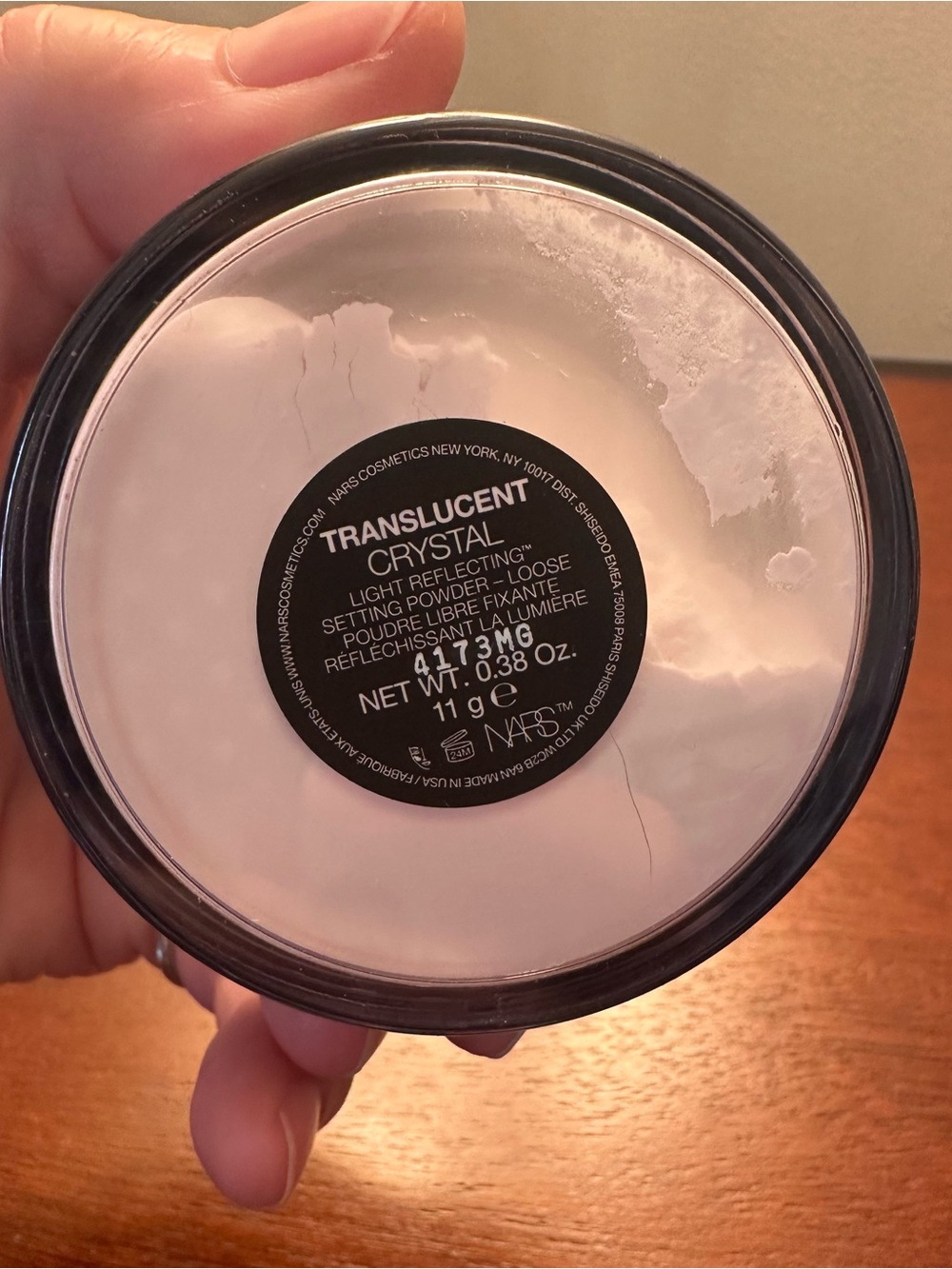 NARS Light Reflecting Loose Powder~Translucent Crystal - Picture 3 of 4